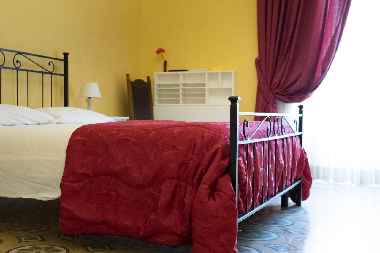 La Breccia A Porta Pia Bed & Breakfast Rome Exterior photo