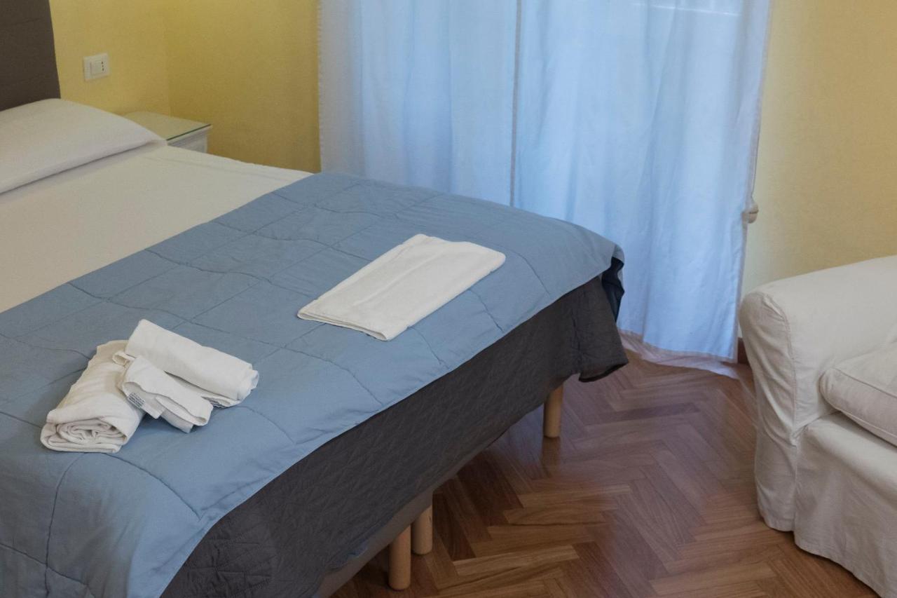 La Breccia A Porta Pia Bed & Breakfast Rome Exterior photo